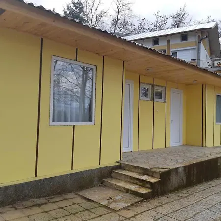 Homely Bungalow Fro 2 Or 3 Persons Vendégház *