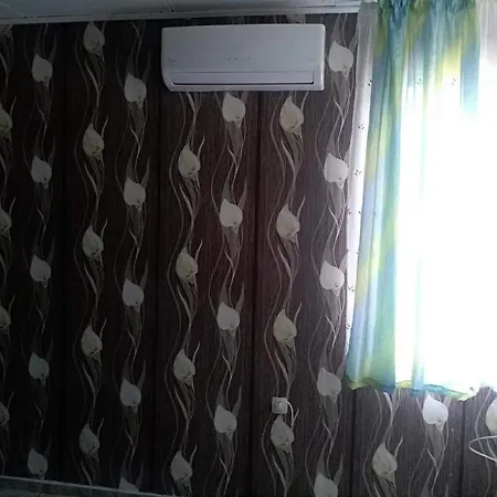 Gasthuis Homely Bungalow Fro 2 Or 3 Persons 3*